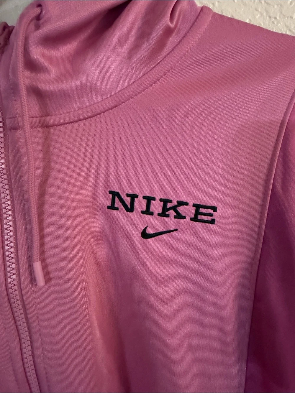 NIKE WOMEN’S BUBBLEGUM PINK HOODED JACKET